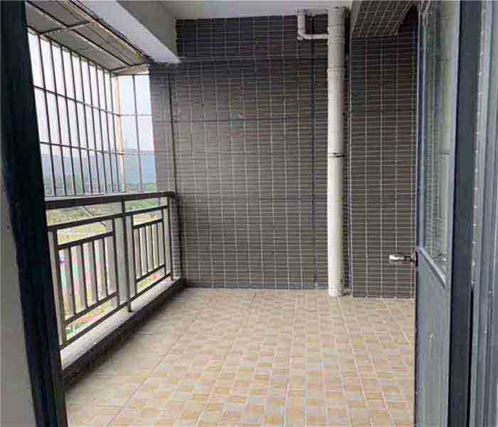 小產權房屋：楓林綠都