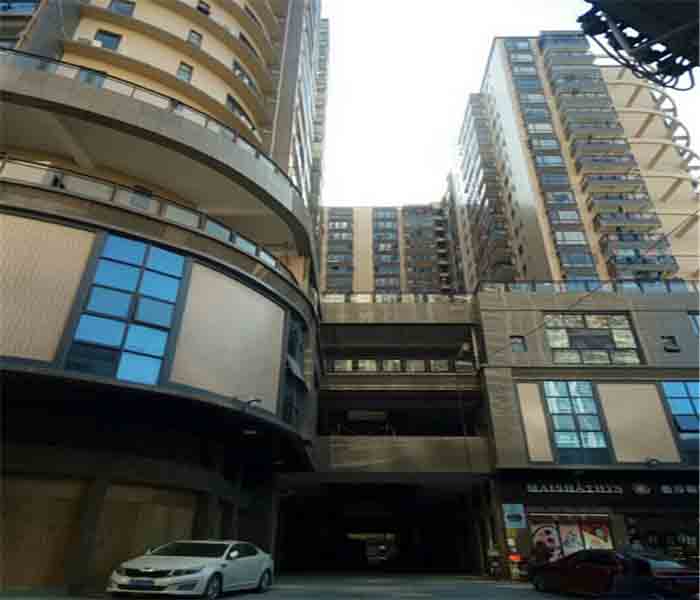 固戍村委統建樓：東山得寶樓