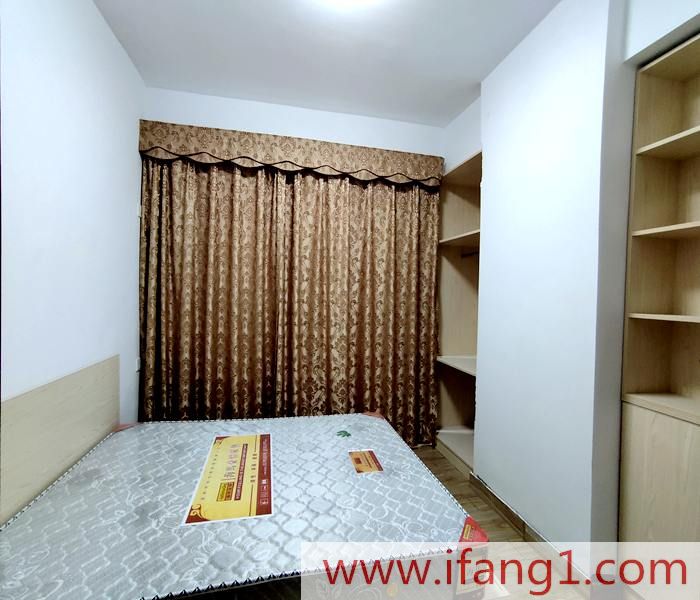 <a href=/dalingshan/ target=_blank class=infotextkey>大嶺山小產權房</a>交易